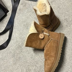 Uggs